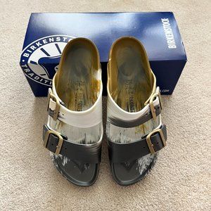 Birkenstock Arizona Essentials EVA Sandal in Active Gold